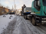 Тягач снес теплотрассу в городе Асино: фото