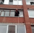 Томские спасатели оказали помощь пожилой женщине и освободили подростка, застрявшего в качелях - МЧС России