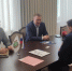 Заместитель начальника УФСИН России по Томской области Виталий Пичугин и президент Торгово-промышленной палаты Томской области Максим Костарев провёли рабочую встречу, на которой обсудили вопросы о сотрудничестве в рамках оказания содействия в обеспечении трудоустройства осуждённых, отбывающих наказание в пенитенциарных учреждениях региона. В. Пичугин, акцентировав внимание на выполнение государственной задачи по ресоциализации осужденных посредством привлечения их к оплачиваемому труду, рассказал о производственном потенциале исправительных учреждений и существующих преимуществах для государственных заказчиков и безнес-сообществ. По итогам рабочей встречи между участниками достигнута договоренность о дальнейшем взаимодействии и реализации новых проектов. - УФСИН России