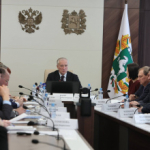 Губернатор Владимир Мазур провел «День наставника» в рамках программы «Наши Герои»
